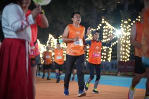 BIB: 00142, 282
                            <button type="button" onclick="openModal(21497366)" class="btn btn-primary btn-sm float-right btn-popup" data-toggle="modal" data-target=".modal-high-quality">
                        <i class="fas fa-shopping-cart"></i> Add to Cart
                    </button>
                                            <button type="button" onclick="isThisMe(21497366, true)" class="btn btn-success btn-sm float-right btn-popup btn-isme hidden" data-toggle="tooltip" data-placement="bottom" title="นี่คือรูปของคุณใช่ไหม คลิกที่นี่เพื่อเอาเข้าอัลบั้ม">
                        <i class="fas fa-plus"></i> Add to album
                    </button>
                    <button type="button" onclick="isThisMe(21497366, false)" class="btn btn-warning btn-sm float-right btn-popup btn-isnotme hidden">
                        <i class="fas fa-ban"></i> Remove from album
                    </button>